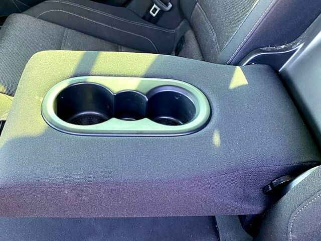 Серый Фольксваген Пассат, объемом двигателя 1.6 л и пробегом 297 тыс. км за 14190 $, фото 10 на Automoto.ua