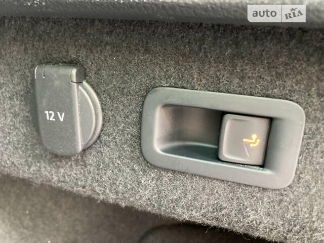 Серый Фольксваген Пассат, объемом двигателя 1.97 л и пробегом 180 тыс. км за 20500 $, фото 57 на Automoto.ua