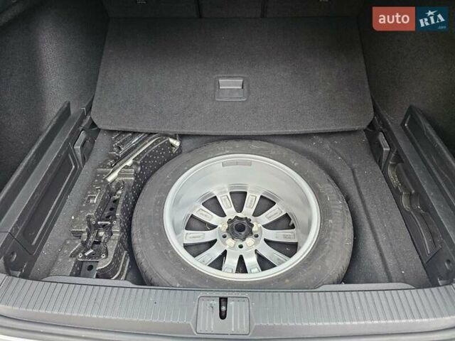 Серый Фольксваген Пассат, объемом двигателя 2 л и пробегом 270 тыс. км за 17999 $, фото 16 на Automoto.ua