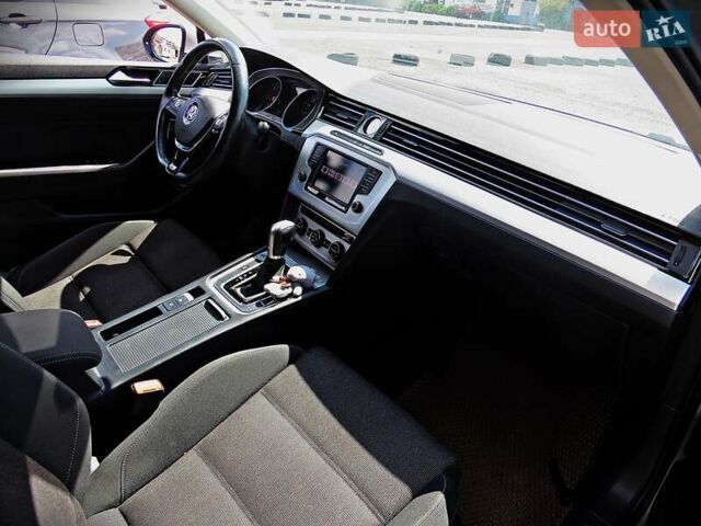 Сірий Фольксваген Пассат, об'ємом двигуна 1.97 л та пробігом 207 тис. км за 16300 $, фото 16 на Automoto.ua