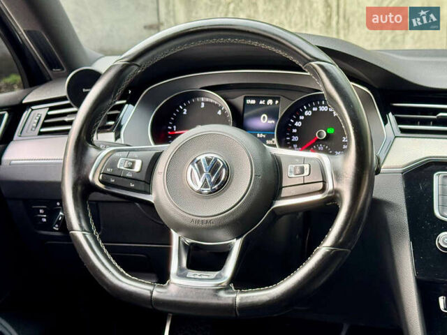 Серый Фольксваген Пассат, объемом двигателя 1.97 л и пробегом 222 тыс. км за 16990 $, фото 15 на Automoto.ua