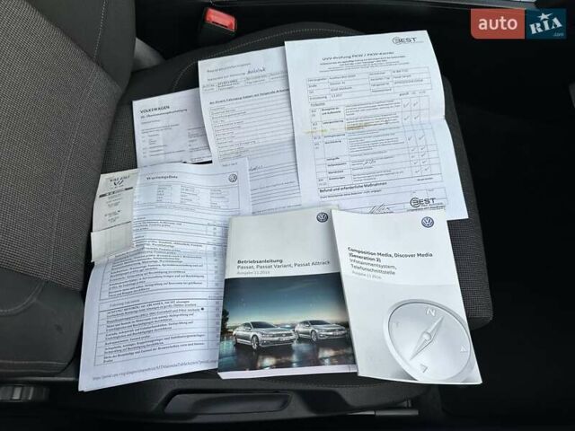 Серый Фольксваген Пассат, объемом двигателя 2 л и пробегом 269 тыс. км за 15850 $, фото 116 на Automoto.ua