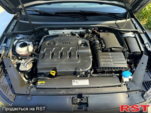 Серый Фольксваген Пассат, объемом двигателя 2 л и пробегом 210 тыс. км за 17200 $, фото 8 на Automoto.ua