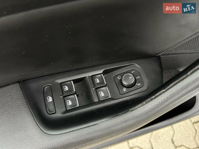 Серый Фольксваген Пассат, объемом двигателя 2 л и пробегом 280 тыс. км за 15500 $, фото 23 на Automoto.ua