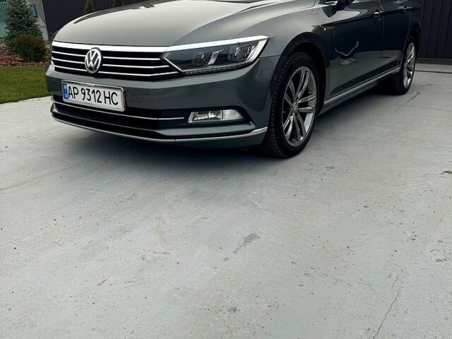 Серый Фольксваген Пассат, объемом двигателя 2 л и пробегом 210 тыс. км за 17200 $, фото 1 на Automoto.ua