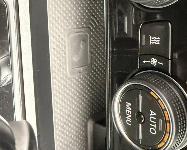 Серый Фольксваген Пассат, объемом двигателя 1.4 л и пробегом 210 тыс. км за 18900 $, фото 41 на Automoto.ua