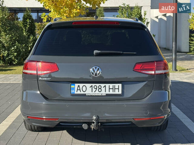 Серый Фольксваген Пассат, объемом двигателя 2 л и пробегом 328 тыс. км за 15800 $, фото 6 на Automoto.ua