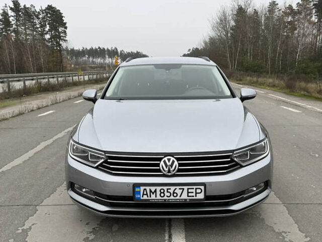 Серый Фольксваген Пассат, объемом двигателя 1.6 л и пробегом 251 тыс. км за 14800 $, фото 3 на Automoto.ua