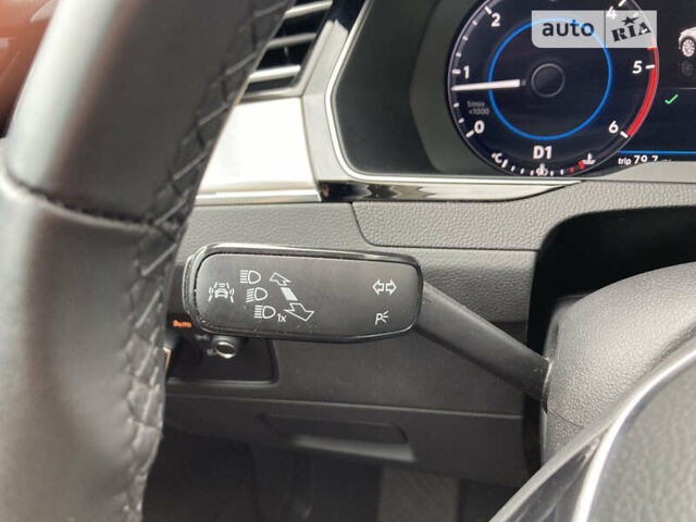 Серый Фольксваген Пассат, объемом двигателя 1.97 л и пробегом 180 тыс. км за 20500 $, фото 53 на Automoto.ua