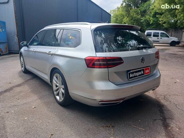 Сірий Фольксваген Пассат, об'ємом двигуна 2 л та пробігом 285 тис. км за 17990 $, фото 6 на Automoto.ua