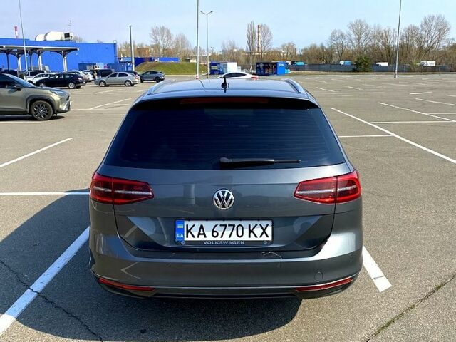 Серый Фольксваген Пассат, объемом двигателя 1.6 л и пробегом 297 тыс. км за 14190 $, фото 4 на Automoto.ua