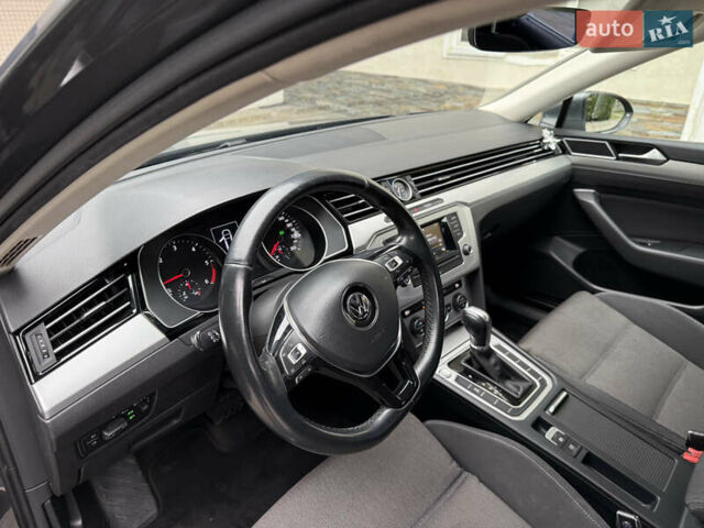 Серый Фольксваген Пассат, объемом двигателя 1.97 л и пробегом 249 тыс. км за 16500 $, фото 8 на Automoto.ua