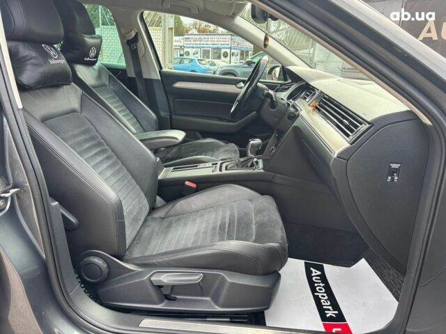 Сірий Фольксваген Пассат, об'ємом двигуна 2 л та пробігом 210 тис. км за 17590 $, фото 16 на Automoto.ua