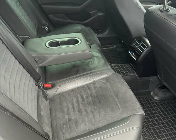 Серый Фольксваген Пассат, объемом двигателя 1.97 л и пробегом 210 тыс. км за 16000 $, фото 18 на Automoto.ua