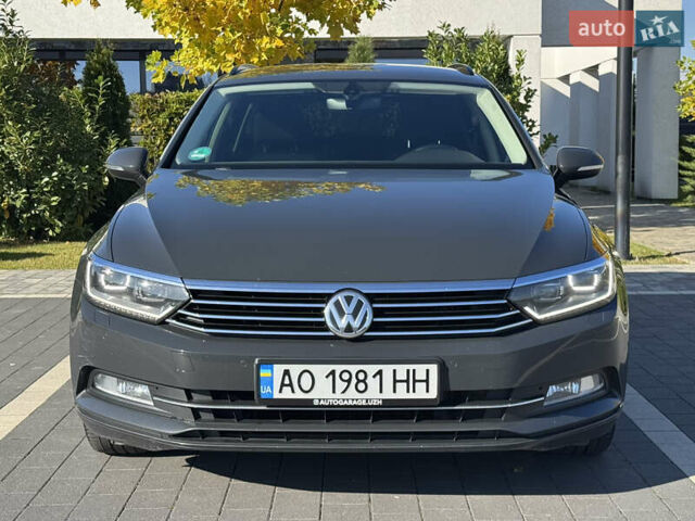Серый Фольксваген Пассат, объемом двигателя 2 л и пробегом 328 тыс. км за 15800 $, фото 5 на Automoto.ua