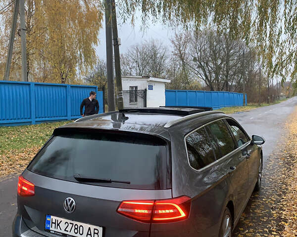 Серый Фольксваген Пассат, объемом двигателя 1.97 л и пробегом 295 тыс. км за 17600 $, фото 3 на Automoto.ua