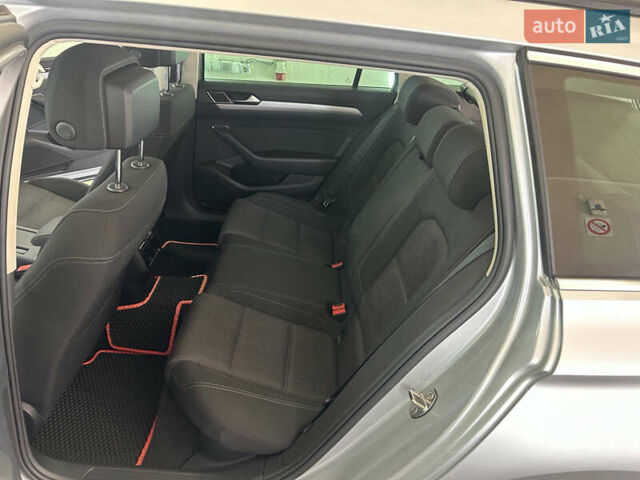 Серый Фольксваген Пассат, объемом двигателя 1.97 л и пробегом 305 тыс. км за 16900 $, фото 16 на Automoto.ua