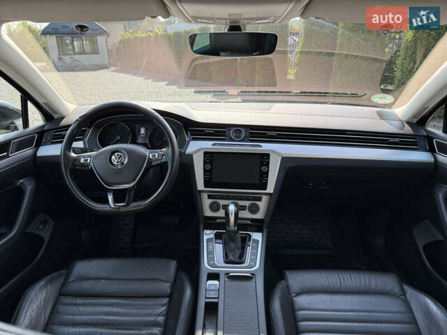Серый Фольксваген Пассат, объемом двигателя 1.6 л и пробегом 251 тыс. км за 15499 $, фото 35 на Automoto.ua