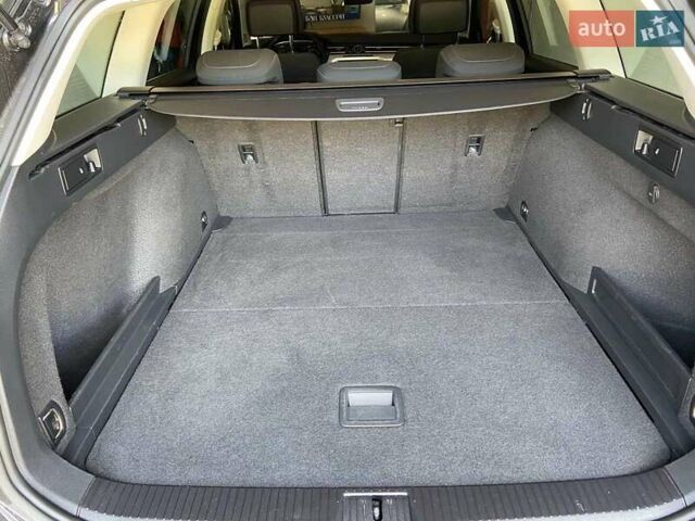 Серый Фольксваген Пассат, объемом двигателя 1.6 л и пробегом 186 тыс. км за 16500 $, фото 11 на Automoto.ua