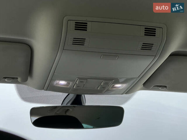 Серый Фольксваген Пассат, объемом двигателя 2 л и пробегом 280 тыс. км за 15500 $, фото 39 на Automoto.ua