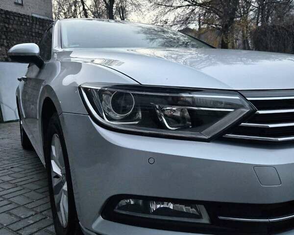 Серый Фольксваген Пассат, объемом двигателя 1.6 л и пробегом 249 тыс. км за 13499 $, фото 11 на Automoto.ua