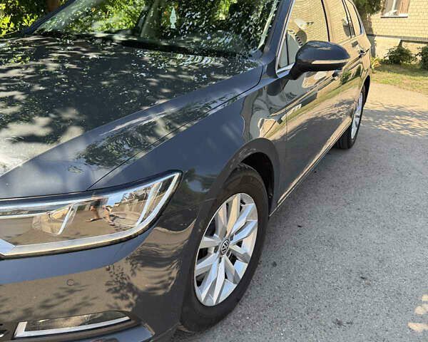 Серый Фольксваген Пассат, объемом двигателя 2 л и пробегом 280 тыс. км за 15999 $, фото 6 на Automoto.ua