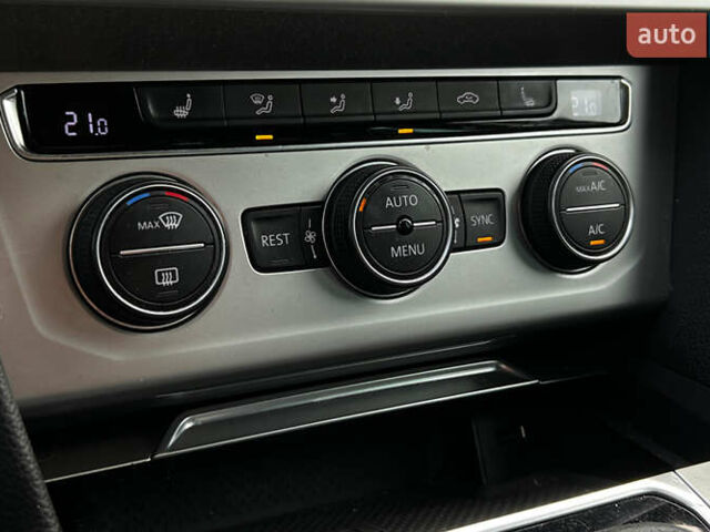 Серый Фольксваген Пассат, объемом двигателя 1.97 л и пробегом 285 тыс. км за 17200 $, фото 15 на Automoto.ua