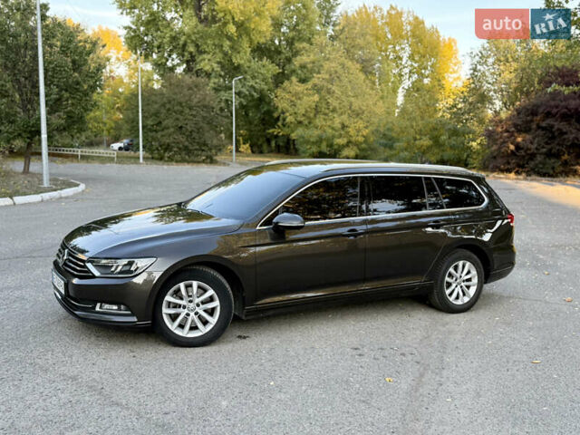 Фольксваген Пассат 2017 у Дніпро (Дніпропетровську) на Automoto.ua Сірий Фольксваген Пассат, об'ємом двигуна 1.6 л та пробігом 122 тис. км за 14800 $, фото 12 на Automoto.ua