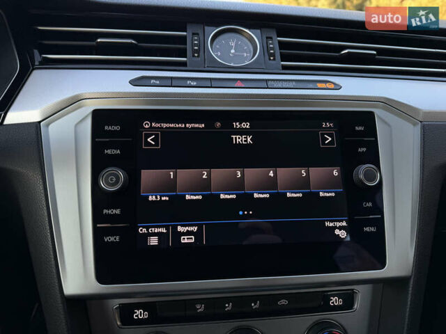 Серый Фольксваген Пассат, объемом двигателя 2 л и пробегом 228 тыс. км за 13950 $, фото 38 на Automoto.ua