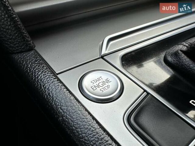 Серый Фольксваген Пассат, объемом двигателя 2 л и пробегом 269 тыс. км за 15850 $, фото 53 на Automoto.ua