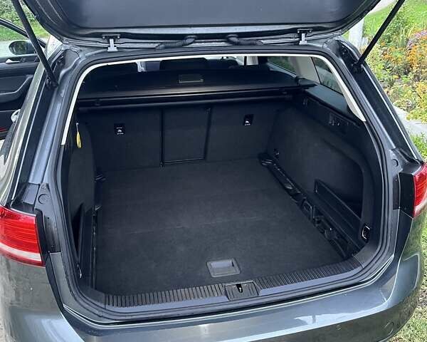 Сірий Фольксваген Пассат, об'ємом двигуна 1.97 л та пробігом 185 тис. км за 17500 $, фото 16 на Automoto.ua