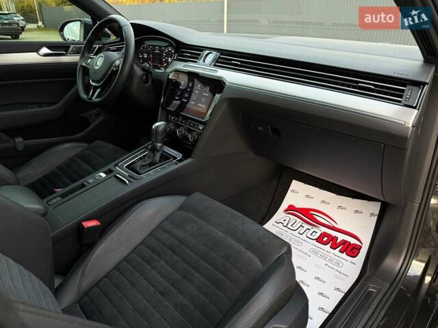 Серый Фольксваген Пассат, объемом двигателя 2 л и пробегом 199 тыс. км за 21499 $, фото 71 на Automoto.ua