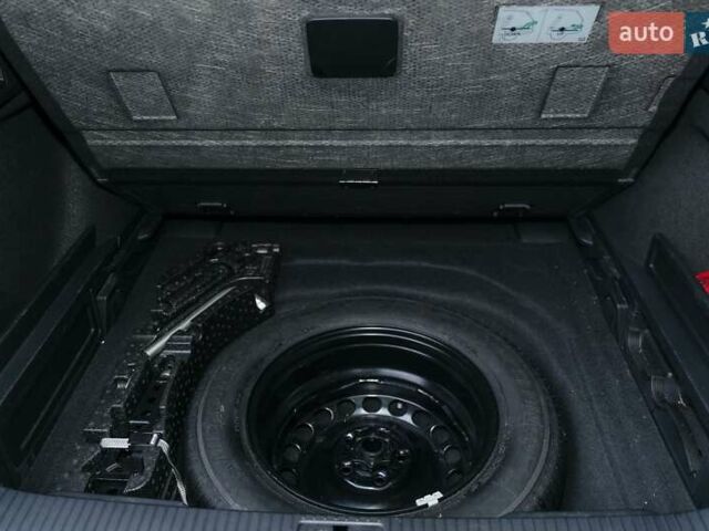 Сірий Фольксваген Пассат, об'ємом двигуна 1.97 л та пробігом 242 тис. км за 17500 $, фото 16 на Automoto.ua