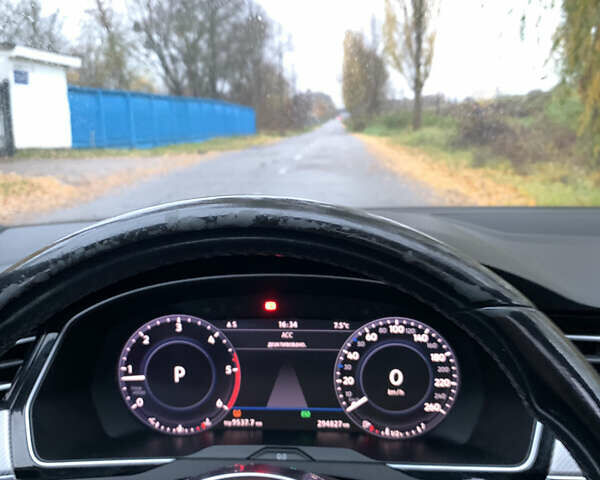 Серый Фольксваген Пассат, объемом двигателя 1.97 л и пробегом 295 тыс. км за 17600 $, фото 7 на Automoto.ua