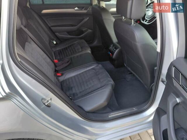 Сірий Фольксваген Пассат, об'ємом двигуна 1.97 л та пробігом 216 тис. км за 17800 $, фото 37 на Automoto.ua