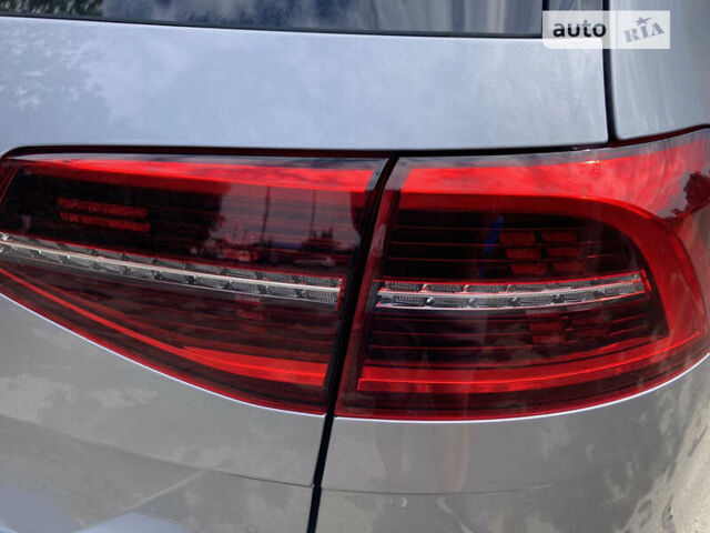 Серый Фольксваген Пассат, объемом двигателя 1.97 л и пробегом 180 тыс. км за 20500 $, фото 58 на Automoto.ua