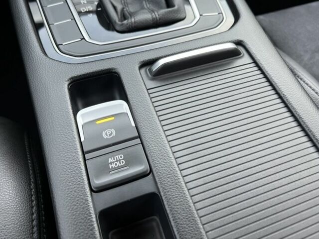 Серый Фольксваген Пассат, объемом двигателя 2 л и пробегом 288 тыс. км за 18700 $, фото 16 на Automoto.ua