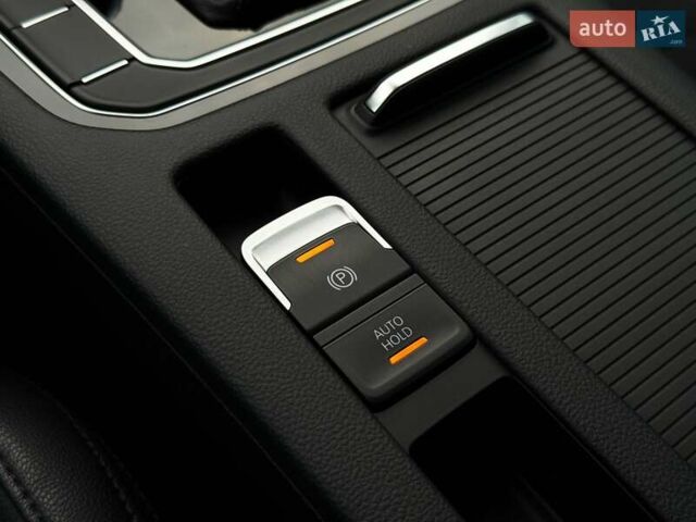 Серый Фольксваген Пассат, объемом двигателя 2 л и пробегом 199 тыс. км за 21499 $, фото 45 на Automoto.ua