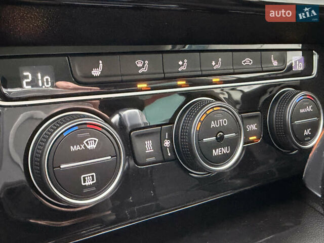 Серый Фольксваген Пассат, объемом двигателя 1.4 л и пробегом 210 тыс. км за 18100 $, фото 29 на Automoto.ua