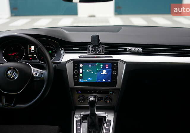 Серый Фольксваген Пассат, объемом двигателя 1.6 л и пробегом 270 тыс. км за 15300 $, фото 29 на Automoto.ua