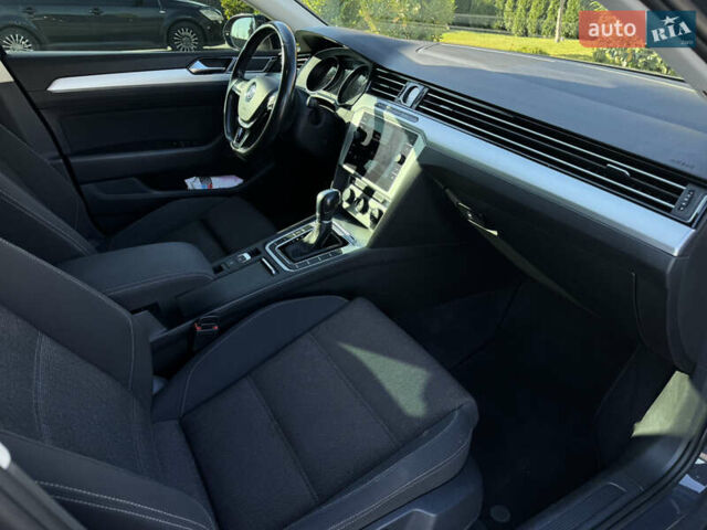 Серый Фольксваген Пассат, объемом двигателя 2 л и пробегом 328 тыс. км за 15800 $, фото 11 на Automoto.ua