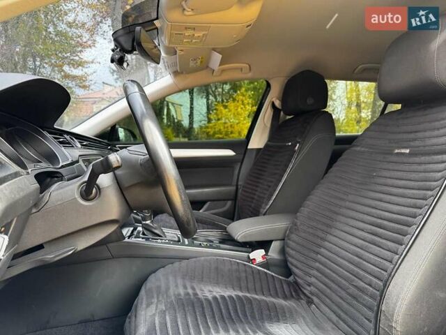 Фольксваген Пассат 2017 в Киеве на Automoto.ua Серый Фольксваген Пассат, объемом двигателя 2 л и пробегом 282 тыс. км за 13790 $, фото 14 на Automoto.ua