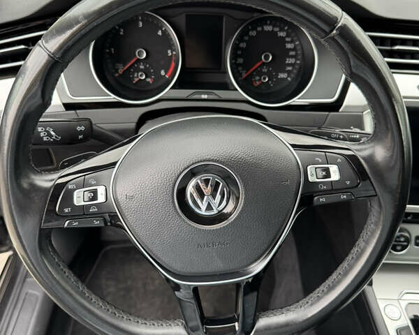 Сірий Фольксваген Пассат, об'ємом двигуна 2 л та пробігом 189 тис. км за 17300 $, фото 23 на Automoto.ua