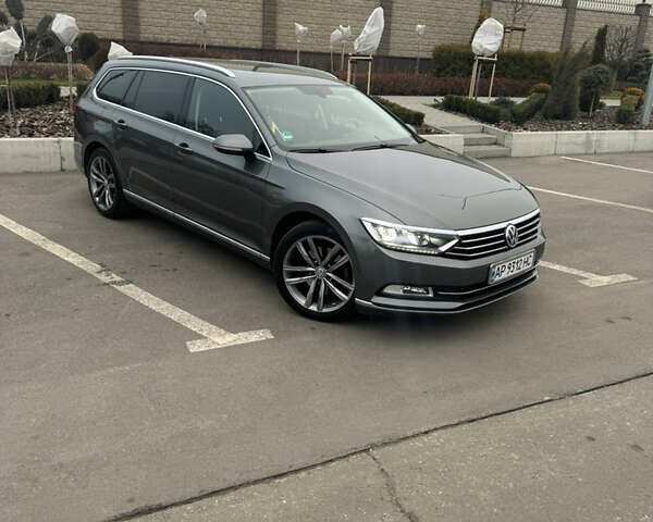 Серый Фольксваген Пассат, объемом двигателя 1.97 л и пробегом 210 тыс. км за 16000 $, фото 8 на Automoto.ua