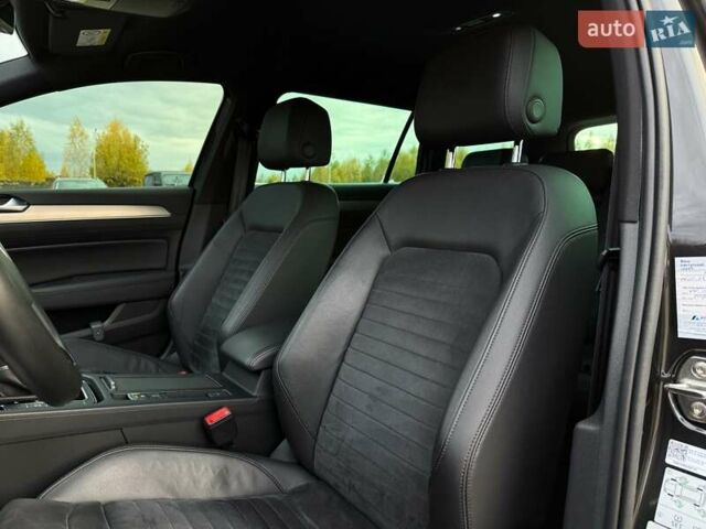 Серый Фольксваген Пассат, объемом двигателя 2 л и пробегом 199 тыс. км за 21499 $, фото 27 на Automoto.ua