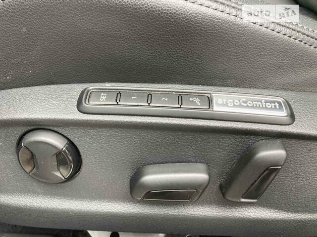 Серый Фольксваген Пассат, объемом двигателя 1.97 л и пробегом 180 тыс. км за 20500 $, фото 28 на Automoto.ua