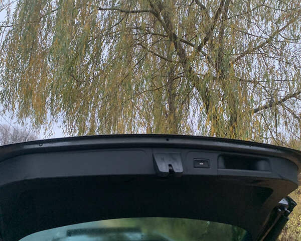 Серый Фольксваген Пассат, объемом двигателя 1.97 л и пробегом 295 тыс. км за 17600 $, фото 10 на Automoto.ua