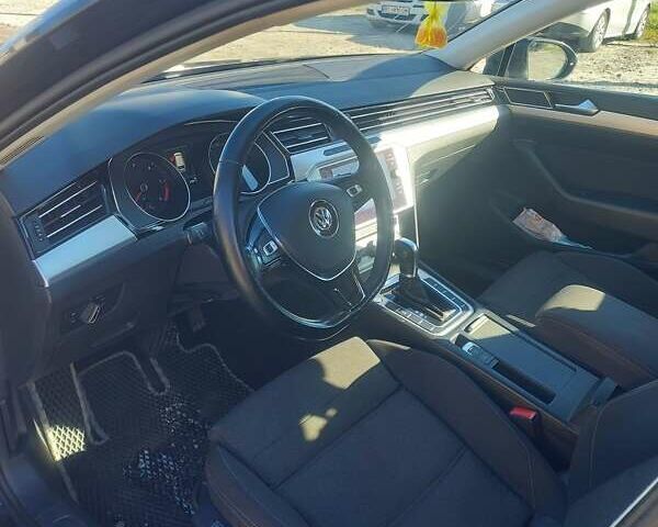 Серый Фольксваген Пассат, объемом двигателя 1.6 л и пробегом 188 тыс. км за 16900 $, фото 7 на Automoto.ua