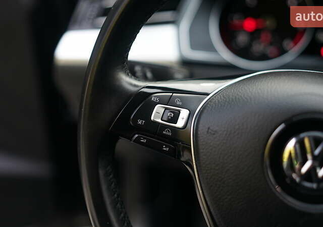 Серый Фольксваген Пассат, объемом двигателя 1.6 л и пробегом 270 тыс. км за 15300 $, фото 23 на Automoto.ua