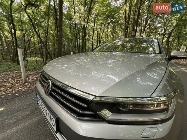 Серый Фольксваген Пассат, объемом двигателя 1.97 л и пробегом 270 тыс. км за 18000 $, фото 24 на Automoto.ua